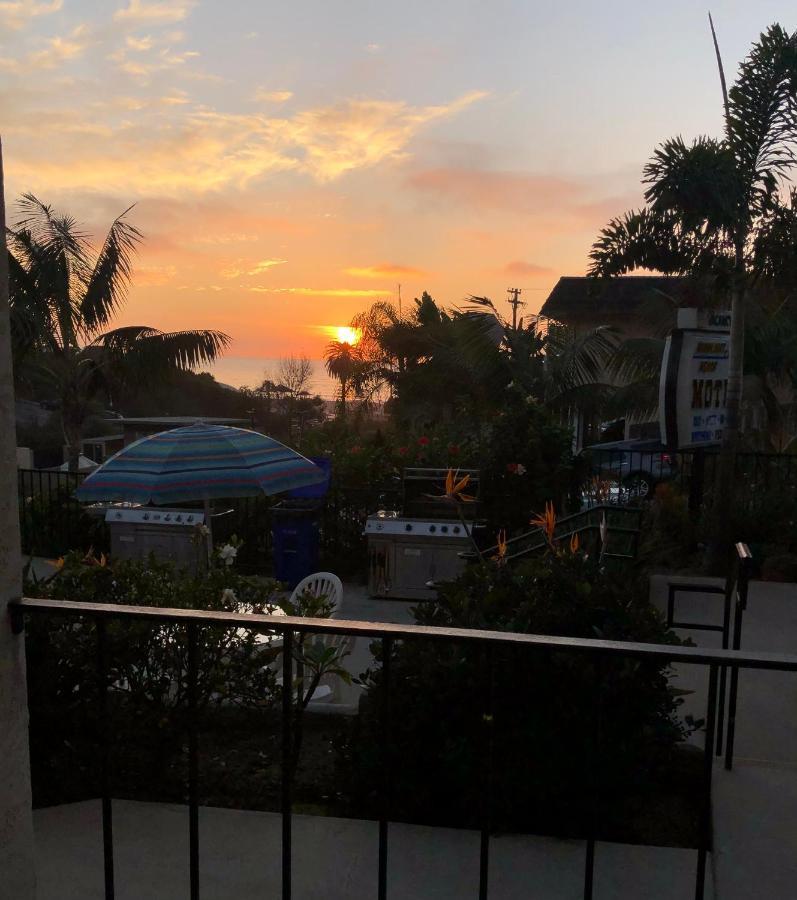 إنسينيتاس Moonlight Beach Motel المظهر الخارجي الصورة